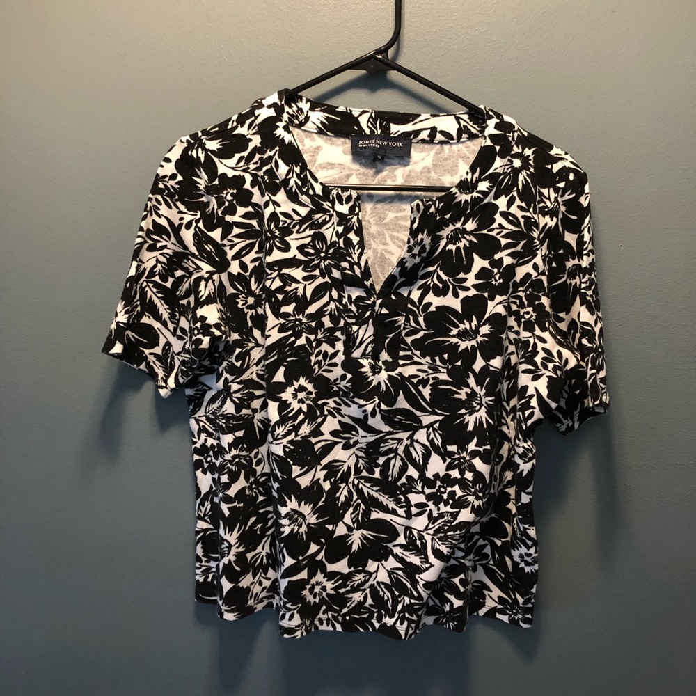 Ladies Black Floral T-Shirt